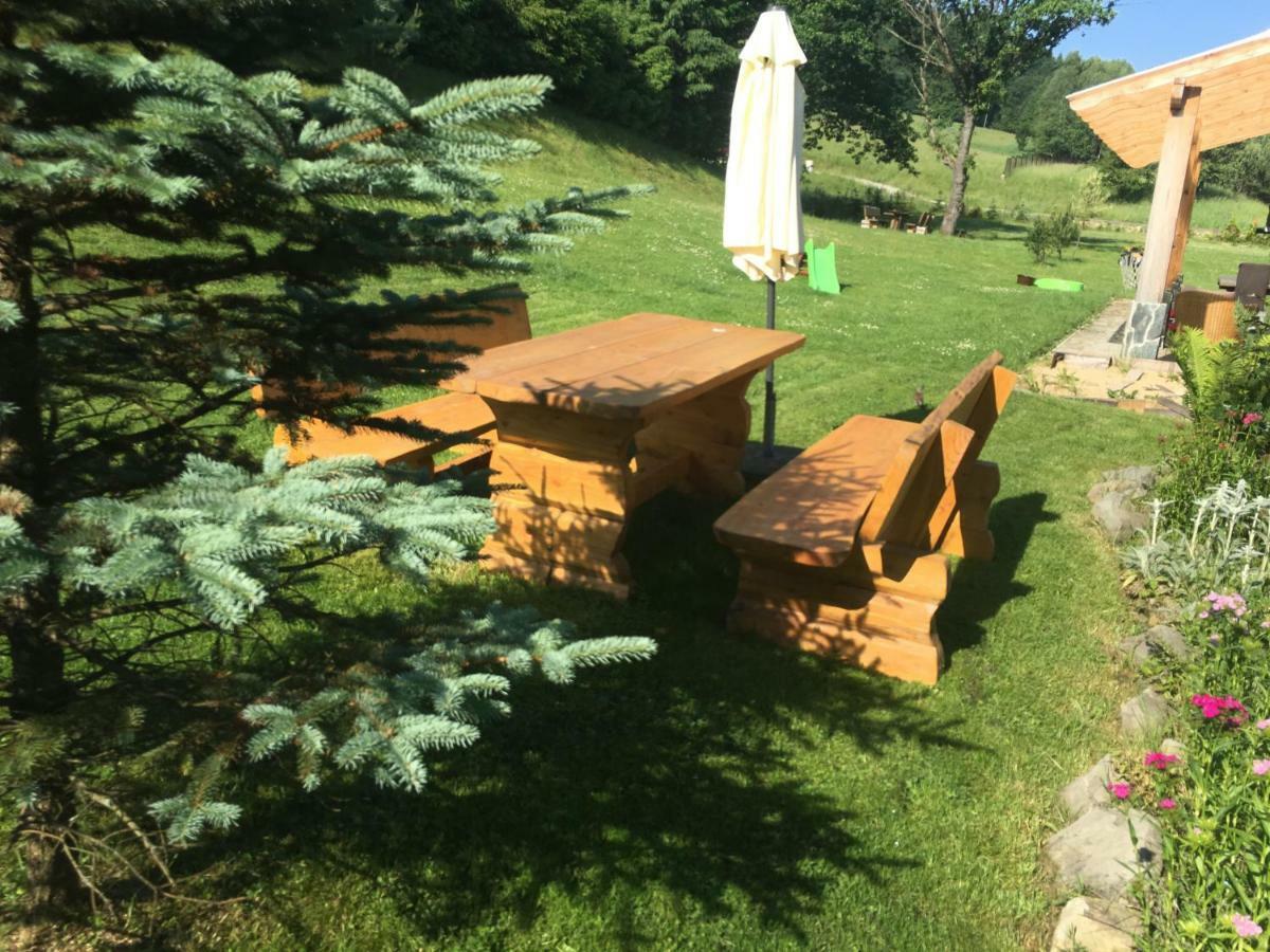 Appartamento Udany Weekend Ustrzyki Dolne Esterno foto